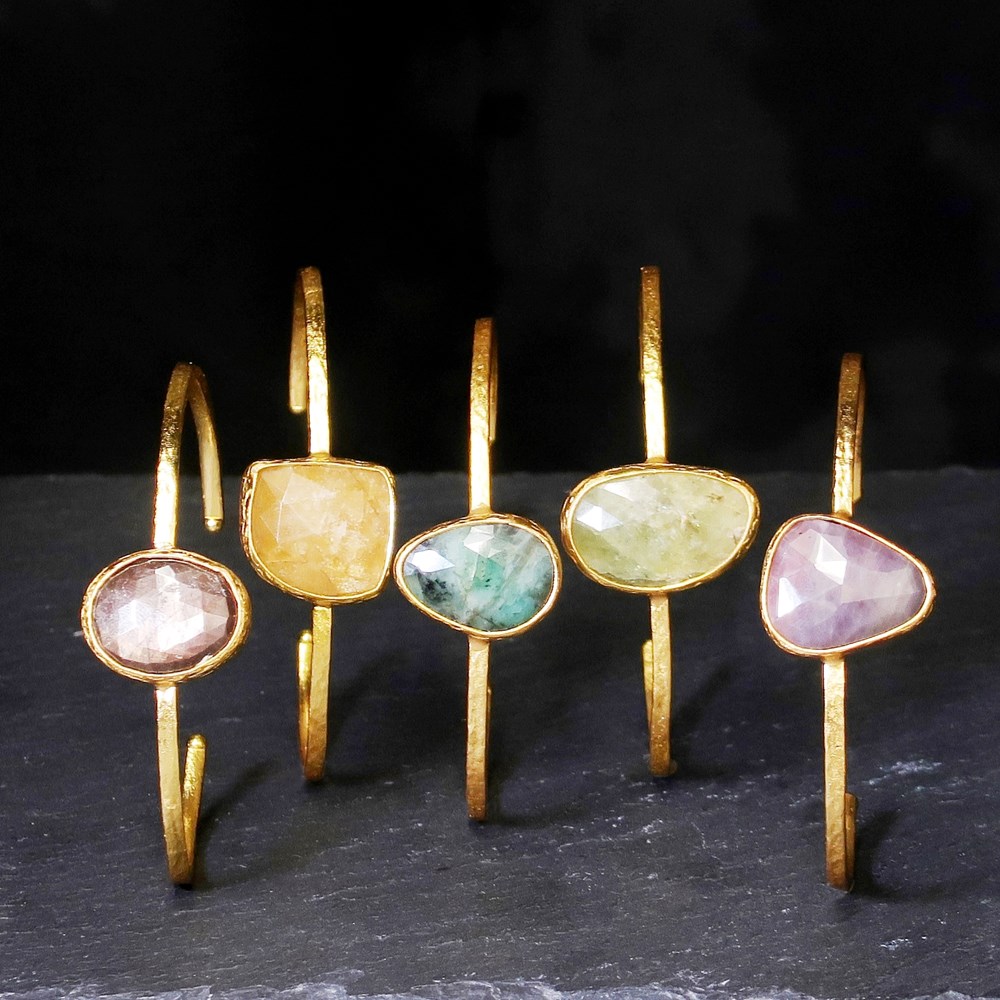 【唯一無二。圧倒的な存在感】天然石 ブレスレット サファイア バングル レディース バングル 22金 22K 天然石バングル ブレスレット アンティーク ゴール...