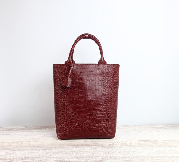 たて長トートbag（L)☆彡ボルドー・マチ幅12センチ・丸手ver・受注制作　バッグ 日本製 国産 メンズ レディース 本革 通勤バッグ シンプル 高級 お洒落 鞄 カバン 牛革 旅行 フォーマル オケージョン プレゼント ブランド 入園式 バッグ 本革