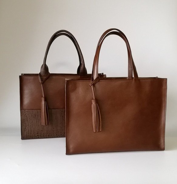 A4サイズしかくトートbag・外縫いver☆彡アンティークブラウン・受注製作　バッグ 日本製 国産 メンズ レディース 本革 通勤バッグ シンプル 高級 お洒落 鞄 カバン 牛革 旅行 フォーマル オケージョン プレゼント ブランド 入園式 バッグ 本革