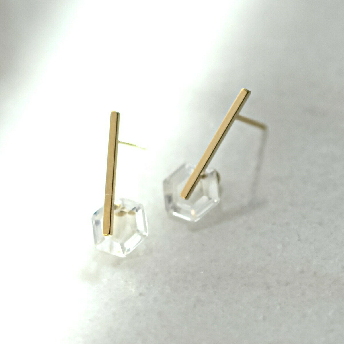 ピアス 金属アレルギー クリア レディース シンプル ジルコニア かわいい ゴールド ギフト プレゼント naotjewelry Pentagon zirconia bar pierce