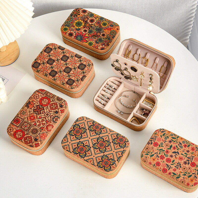 アクセサリーケース 携帯用 小さい 持ち運び ジュエリーケース コンパクト トラベル ジュエリーボックス レディース アクセサリー収納 おしゃれ アクセサリーボックス ネックレス ピアス 時計 指輪