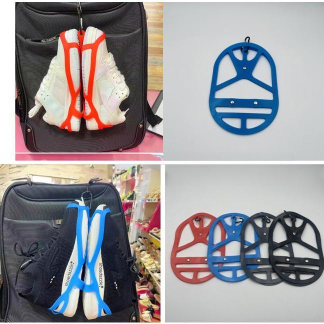 シューズクリップ カラビナ付き シューズホルダー シューズハンガー アウトドア スポーツ 登山 旅行 靴 スニーカー 吊り下げ 持ち運び 移動 シンプ