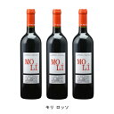 昼から飲みたくなるワイン【商品説明】・商品 : モリ ロッソ(Moli Rosso)・ヴィンテージ : 2021年・生産者(ワイナリー) : ディ マーヨ ノランテ(Di Majo Norante)・原産国 : イタリア・品種(原材料) : モンテプルチャーノ80%、アリアーニコ20%・容量 : 750ml【補足説明】・有機認証 : ICEA・料理 : ハンバーグ・その他 : 肉に合う・保存方法 : 直射日光・振動を避け、18℃以下の場所で保管して下さい。昼から飲みたくなるワイン果実味と程よいビターのバランスがとれたワイン。生産者の哲学どおり重苦しくなくスムーズでお昼から楽しみたくなります。澱と寝かせる時間を長くすることによって、よりリッチでボディのあるワインに仕上がりました。明るいルビー色、スミレや森のベリーのフレッシュな香り、タンニンがしっかりしていて、後味にカカオやチョコレートの要素が感じられます。イタリアワインガイドの常連モリーゼ州で最も重要な生産者としてイタリアワインのガイドブックには、必ずと言って良い程掲載される生産者。特にガンベロ・ロッソでは、毎年のように最高評価の3グラスを獲得しており、モリーゼ州で唯一最高評価を10回以上獲得しております。土着品種を愛していて、楽しむための食文化に合ったワインを造りたいと考えています。ICEAの認証を取得した有機栽培で造られるワインは、リッチなのに重苦しくない、ボディがあってもハーモニーが楽しめるワインを目指しています。【特記事項】・商品画像は参考イメージとなり、ラベルデザイン変更やヴィンテージ変更などで、実際の商品とは異なる場合がございます。・商品画像のヴィンテージと商品説明のヴィンテージが違うは場合は、商品説明のヴィンテージでの対応とさせて頂きます。・ヴィンテージ切替やヴィンテージ変更が発生した場合は、ご注文を頂いた際に変更連絡を実施させて頂きます。・商品の配送は、配送手配が完了次第お送り致しますので、配送予定日よりも早くなる場合がございます。当商品で検索されている 人気 ・ おすすめ キーワードワイン 赤ワイン イタリアワイン イタリア赤ワイン ワインセット 赤ワインセット イタリアワインセット イタリア赤ワインセット まとめ買い 飲み比べ ギフト プレゼント 誕生日 お中元 お歳暮 金賞 銀賞 受賞 高得点 サクラアワード ワインアドヴォケイト ワインスペクター ソムリエ厳選