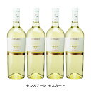 一口惚れのマスカット系甘口微発泡ワイン【商品説明】・商品 : センスアーレ モスカート(Sensuale Moscato)・ヴィンテージ : 2022年・生産者(ワイナリー) : ヴィニエティ デル ヴルトゥーレ(Vigneti del Vulture)・原産国 : イタリア・品種(原材料) : モスカート ビアンコ・容量 : 750ml【補足説明】・料理 : フルーツタルト、ケーキ・ギフト : ギフトに最適・イベント : ホワイトデー、バレンタインデー・その他 : スイーツに合う、ハート、ハートラベル・保存方法 : 直射日光・振動を避け、18℃以下の場所で保管して下さい。・評価 : 「ルカ　マローニ　ベストワイン年鑑2020」で91点、「ガンベロ　ロッソ　ヴィーニ　ディタリア2020」で1グラス、「イ　ヴィーニ　ディ　ヴェロネッリ2020」で2星／87点一口惚れのマスカット系甘口微発泡ワイン一口飲んだ瞬間に虜になってしまうようなマスカット系のジューシーな微発泡タイプの甘口です。桃や洋ナシ、マンゴーなどの豊かなフルーツのアロマ、そしてエキゾチックなニュアンス、フレッシュな果実味の程よい甘さと強すぎない炭酸が素晴らしいバランスを保っております。ワインだけで楽しむことも出来ますが、フルーツやスイーツ、チーズやナッツなどとも合わせて楽しんでいただきたいワインです。ファルネーゼグループがバジリカータ州で手掛けるワイン圧倒的コストパフォーマンスで知られるファルネーゼグループがバジリカータ州で手掛けるワイナリー。ヴルトゥーレ火山の噴火によるミネラルを多く含んだ土壌の畑に樹齢の古いブドウを栽培、樽での熟成には500年前に作られた洞窟を利用しております。【特記事項】・商品画像は参考イメージとなり、ラベルデザイン変更やヴィンテージ変更などで、実際の商品とは異なる場合がございます。・商品画像のヴィンテージと商品説明のヴィンテージが違うは場合は、商品説明のヴィンテージでの対応とさせて頂きます。・ヴィンテージ切替やヴィンテージ変更が発生した場合は、ご注文を頂いた際に変更連絡を実施させて頂きます。・商品の配送は、配送手配が完了次第お送り致しますので、配送予定日よりも早くなる場合がございます。当商品で検索されている 人気 ・ おすすめ キーワードワイン 白ワイン イタリアワイン イタリア白ワイン ワインセット 白ワインセット イタリアワインセット イタリア白ワインセット まとめ買い 飲み比べ ギフト プレゼント 誕生日 お中元 お歳暮 金賞 銀賞 受賞 高得点 サクラアワード ワインアドヴォケイト ワインスペクター ソムリエ厳選