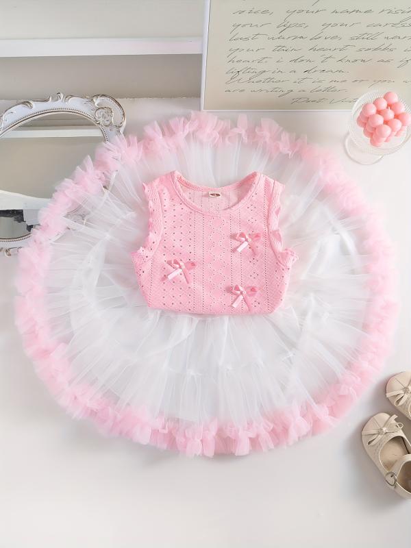 ・カテゴリ: 子供服セットアップ・対象性別: 女児・スタイル: シンプル・セット内容: スカートセット（2点セット）・対象年齢: 中小童（3〜8歳、身長100〜140cm）・袖丈: ノースリーブ・フード: フードなし・生地の厚さ: 薄手・柄: 無地・デザイン特徴: レース、フリル・主な素材: ポリエステル・素材の含有量: 95%・安全基準: B類・着用方法: プルオーバー・カラー展開: ピンク・サイズ展開: 100cm、110cm、120cm、130cm