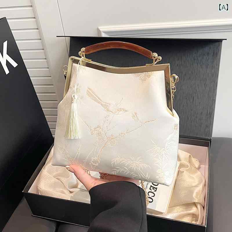 口金バッグ レディース 中国風 シャンユンシャ風 レトロ ヴィンテージ 個性的 ハンドメイド タッセル ショルダーバッグ 手提げ 斜め掛け 横型スクエア 内ポケット付き 普段使い お出かけ 鞄 ホワイト