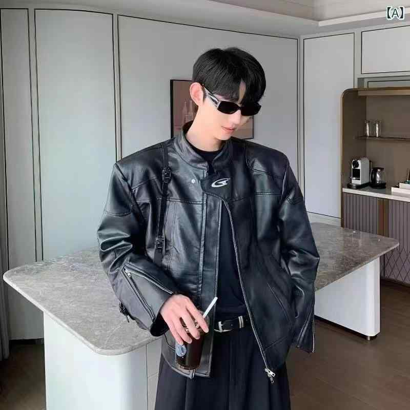 ・カテゴリ: ジャケット・スタイル: レトロ・ネックライン: 襟付き・フィット: ルーズ・前立て: ジッパー・厚さ: 標準・対象: 青年・主な素材: ポリエステル・適用シーン: カジュアル・デザイン詳細: プリント・裾デザイン: ストレート・着丈: レギュラー・着用方法: アウター・袖丈: 長袖・カラー展開: ブラック、グレー・サイズ展開: M、L、XL、XXL・袖タイプ: レギュラー・性別: 男性