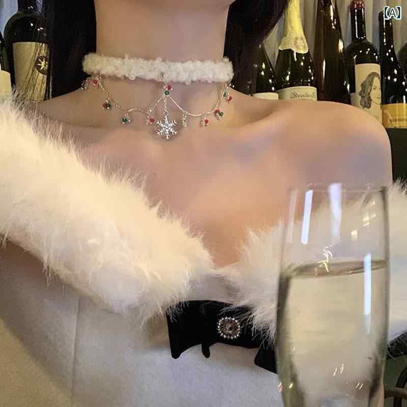 ・カテゴリ: ネックレス・スタイル: 軽やかで上品・スタイルカテゴリ: ファッション通勤・対象: 女性・主な素材: 混合素材・加工: 手作業・ペンダント素材: 合金・チェーンの種類: 鎖骨チェーン・周長: 約31cm～40cm・モチーフ: 蝶結び、雪の結晶、クリスマスツリー、リボン、羽、王冠・カラー展開: ブラック、レッド、ホワイト