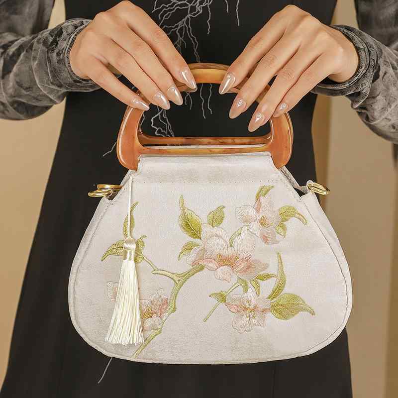 バッグ ピンク 刺繍 花柄 シェル型 木製ハンドル ハンドバッグ チェーン クラッチバッグ パーティー 結婚式 二次会 レトロ チャイナドレス風 フォーマル エレガント(x2)