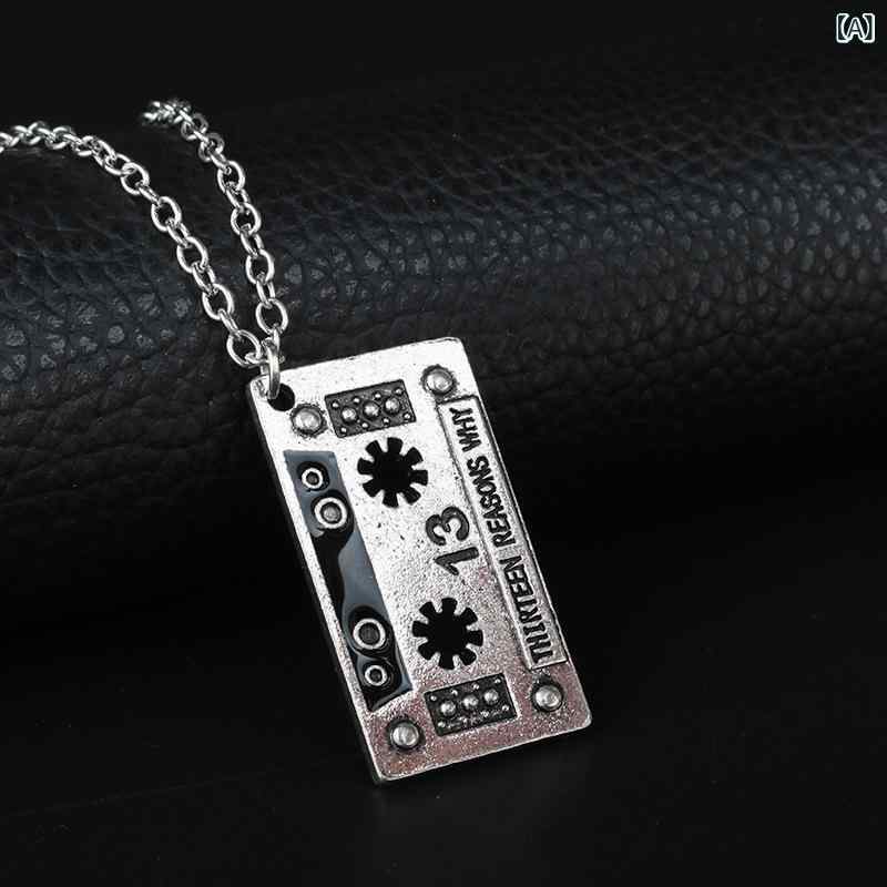 ネックレス 男女兼用 レトロ カセットテープ モチーフ ペンダント ヴィンテージ 普段使い カジュアル ..
