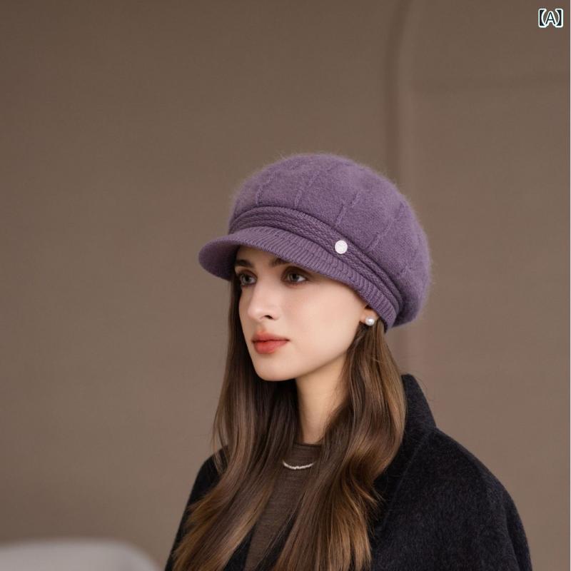 ・カテゴリ: ニット帽・モチーフ: カメリア・帽子の形: ラウンドトップ・つばの長さ: 短め・カラー展開: 香芋紫、グレー、ダークカーキ、ライトカーキ、ワインレッド、ライトピンク、ベージュ、ブラック、ディープピンク・サイズ展開: フリーサイズ・機能: 保温、防風・主な素材: ラビットファー（51～60%）・スタイル: シンプル、通勤・加工: 手刺繍
