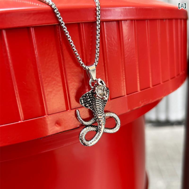 ネックレス メンズ インド コブラ スネーク チタン鋼 ステンレス ペンダント シルバー 個性的 ロック パンク スタイリッシュ 存在感 動物モチーフ ワイルド お守り アクセサリー ファッション 高級感