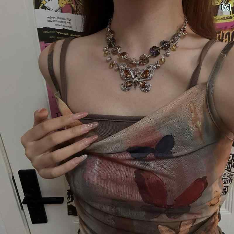 ネックレス レディース 女性用 ヴィンテージ 蝶 花 凝ったデザイン 高級感 鎖骨チェーン 甘辛 パンク 個性的 トレンド スチールチェーン 人工水晶 合金 電気メッキ加工