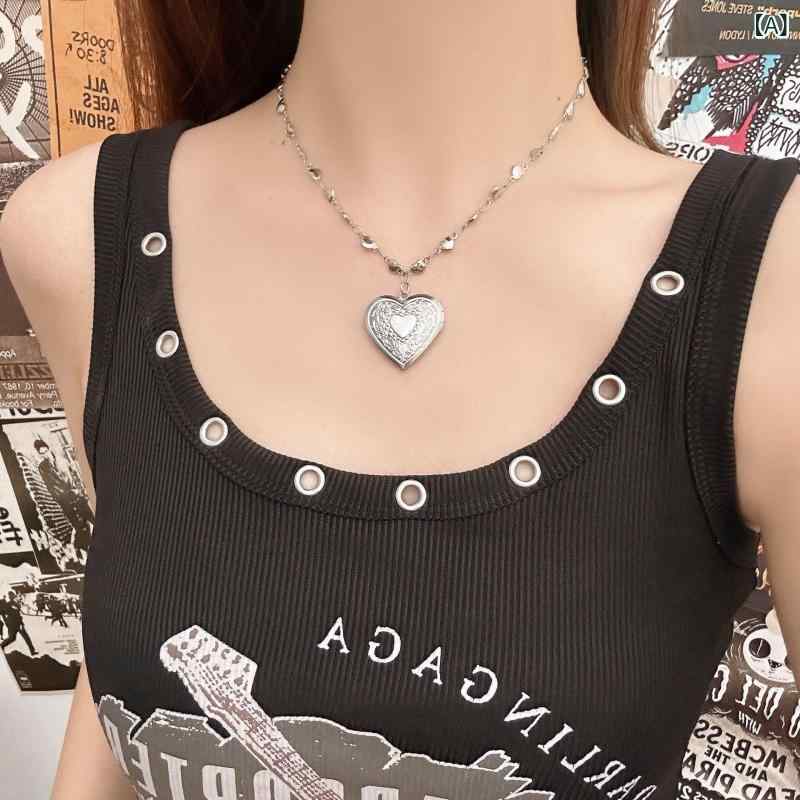 ネックレス 男女兼用 韓国デザイン ハートモチーフ 個性派 フリップカバー 彫刻ペンダント スイートクール ヴィンテージ風 普段使い 鎖骨チョーカー 銅合金 電気メッキ加工(4)