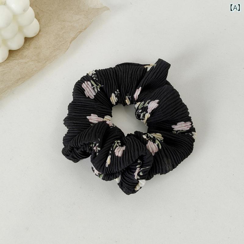 ・カテゴリ: ヘッドドレス・主な素材: 布・加工技術: り・柄: ドット・スタイル: レトロ、文芸レトロ・デザイン要素: 幾何学