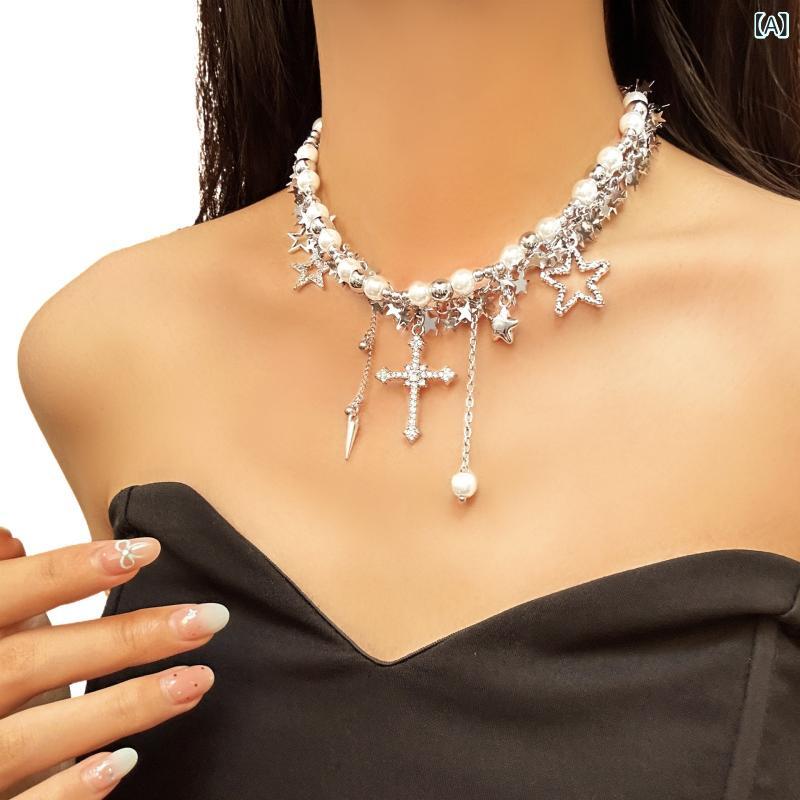 ネックレス レディース 女性用 カジュアル チョーカー 鎖骨ネックレス パール タッセル クロス 星 個性的 ユニーク デザイン 多層 重ね付け 合金製 電気メッキ加工 デイリーユース 春夏
