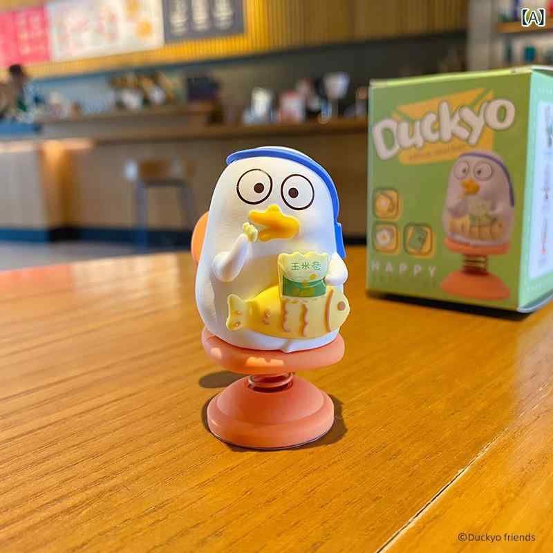 アヒル マスコット 小劉アヒル ゆらゆら置物 かわいい キャラクター PVC製 オフィス デスク 車内 セン..