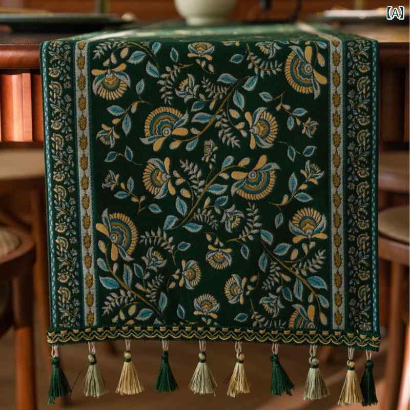 テーブルランナー ヨーロピアンクラシック エレガント 高級感 ジャカード織り タッセル ロング 蔓柄 植物柄 グリーン ローテーブル テレビボード ダイニングテーブル 食卓 ウェディング装飾