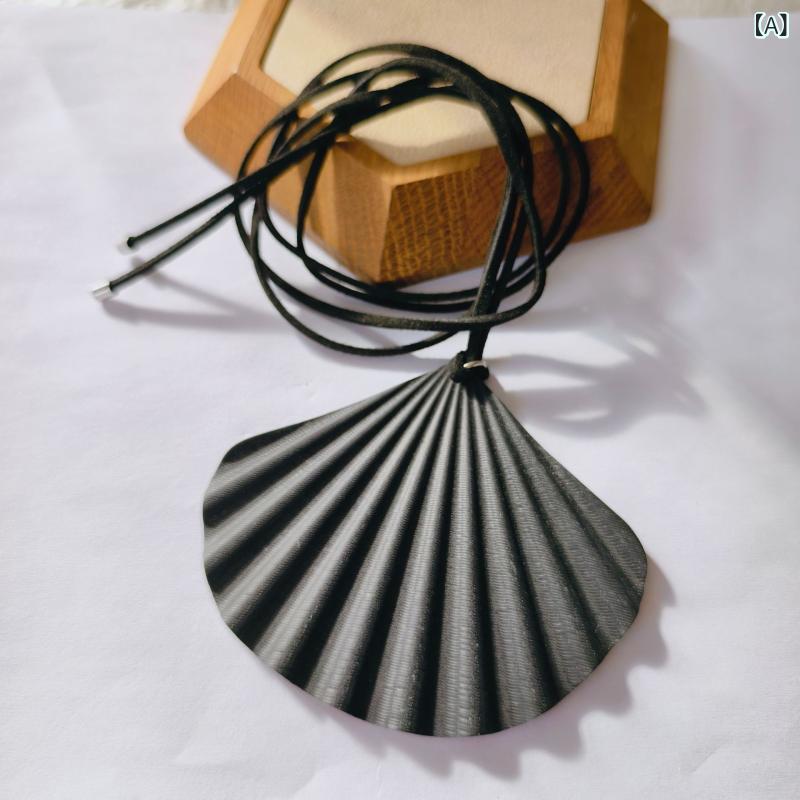 ネックレス 女性用 欧米風 黒シェル 貝殻 アジャスター付き シンプル ロング セーターチェーン 通勤 デイリーユース カジュアル ファッション 幾何学 プラスチック 樹脂 アクセサリー