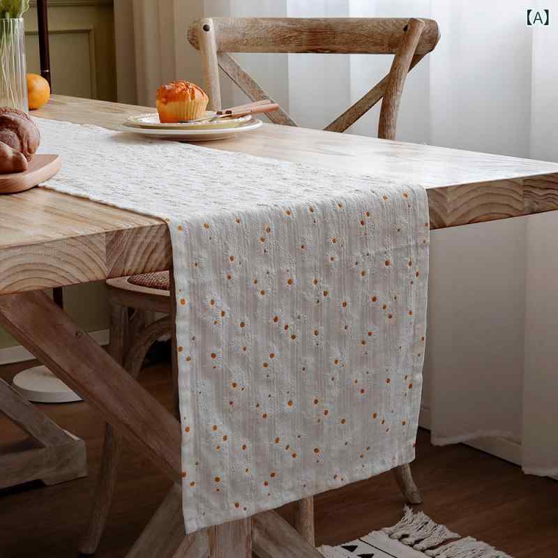 テーブルランナー ナチュラル 綿混 長方形 小花柄 デイジー柄 ライラック サイドボード ティー台 チェスト テレビボード キャビネット ディスプレイ用