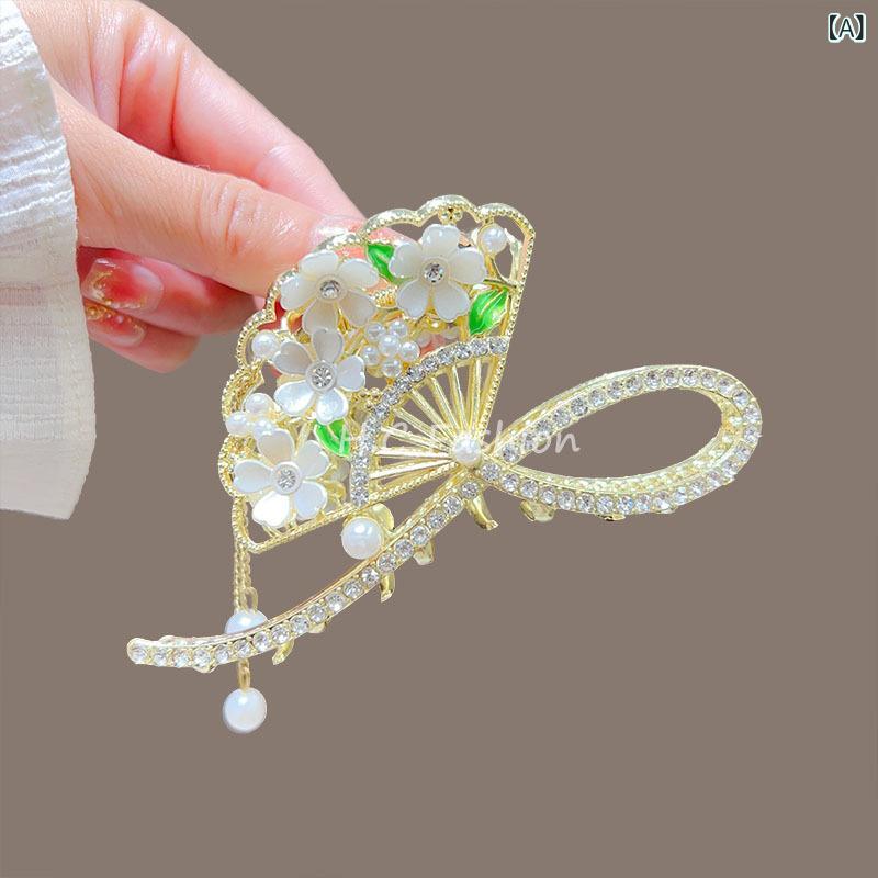 バンスクリップ レディース 女性用 大きめ 大ぶり 扇形 パール タッセル ジルコニア 輝く 合金製 高級感 エレガント 上品 フェミニン まとめ髪 髪飾り ヘアアレンジ オフィス パーティー 普段使い(4.0)