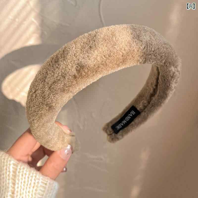 樂天商城 - カチューシャ レディース 秋冬 ボア もこもこ ふわふわ ヘアバンド ヘアアクセサリー 小顔効果 ボリューム 洗顔用 韓国ファッション メイク時 おうち時間 髪留め