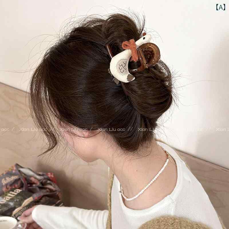 发夹 - ヘアクリップ レディース 女性用 アニマルモチーフ アヒル クマ ふわふわ ぬいぐるみ風 かわいい キュート インスタ映え おしゃれ 個性的 プラスチック 樹脂 バンスクリップ まとめ髪 アップヘア 普段使い 万能