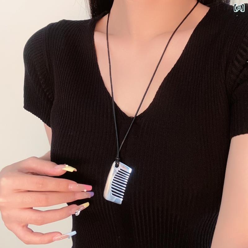 ネックレス レディース 韓国ファッション シルバー 櫛コーム ペンダント ロングネックレス 実用的 個性的 おしゃれ 上品 万能 普段使い オフィス カジュアル チタン鋼 電気メッキ加工