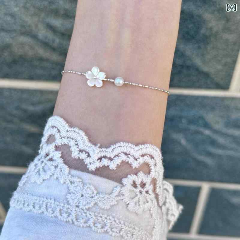 ブレスレット レディース 女性用 モダンオリエンタル 小花モチーフ 上品 繊細な輝き 高見え おしゃれ シンプル 洗練された 個性的 普段使い デイリー アクセサリー 銅製 電気メッキ加工