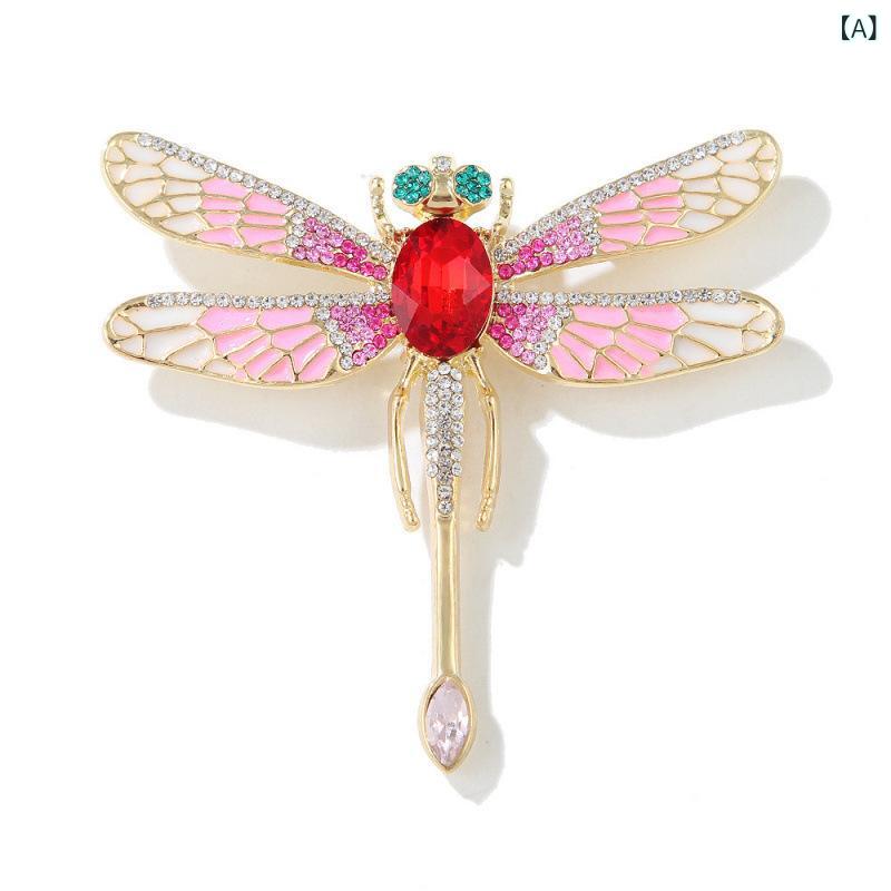 ・カテゴリ: 胸針・主な素材: 合金・スタイル: カトゥーン・デザイン: トンボ、動物・カラー展開: ピンク、グリーン、ブルー・機能: 防はだけ