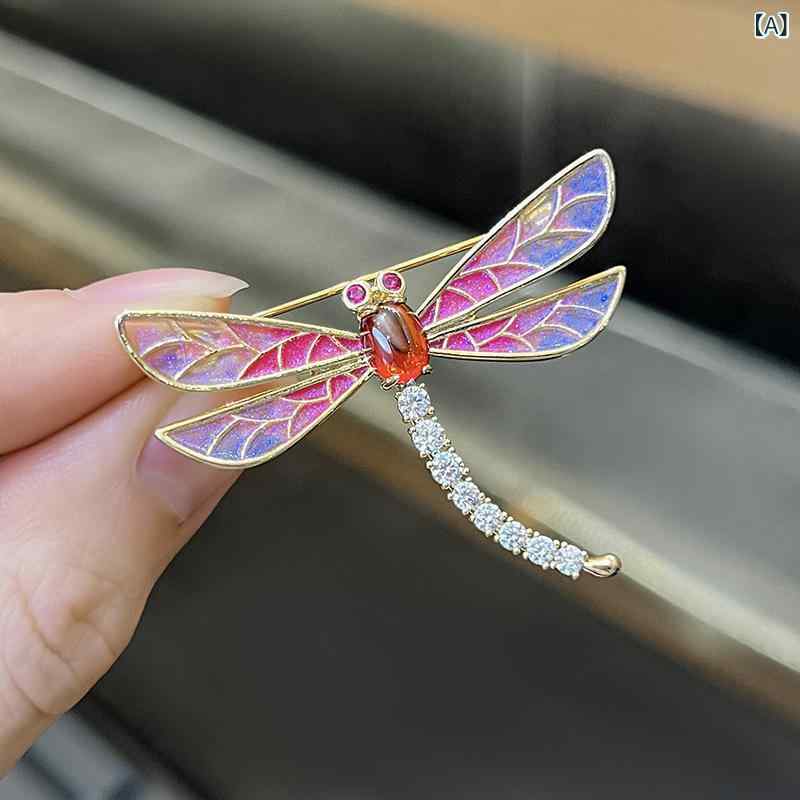 ブローチ レディース トンボモチーフ コサージュ 合金製 滴油加工 高級感 豪華 エレガント 上品 カーデ..