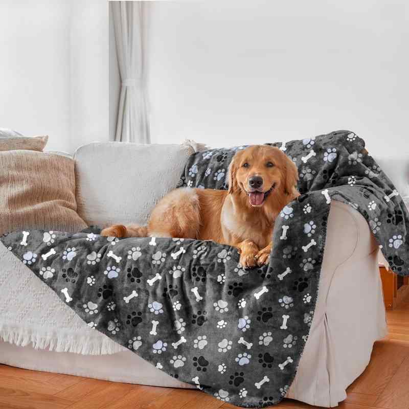 ブランケット 男女兼用 フランネル ポリエステル ソフト 暖かい あったか 保温 かわいい 子犬 骨柄 プリント リビング 部屋用 ひざ掛け お昼寝 北欧 スタイル