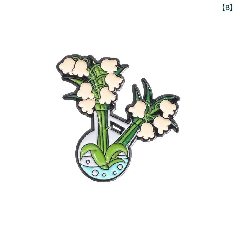 ブローチ カピバラ 動物 植物 金属バッジ かわいい コサージュ 小物 飾り ラペルピ...