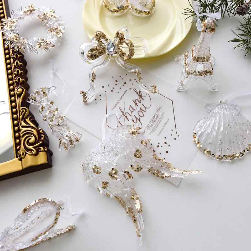 ・素材: アクリル・柄: 氷柱、立体トナカイ、鈴、人魚、トナカイ、波紋氷柱、大氷柱、鍵、翼、キャンディ、立体蝶、爆発星、爆発星ペンダント、蝶、花びら雪の結晶、クリスマスツリー、杖、踊る女の子、伏せトナカイ、脚上げトナカイ、ハート雪の結晶、花...