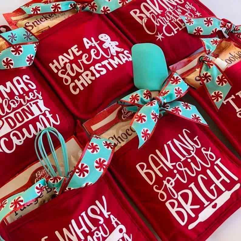 鍋つかみ 鍋敷き キッチンミトン 耐熱 厚手 クリスマス柄 ポリエステル ベーキング オーブン料理 食卓用 アメリカンスタイル ランチョンマット セット