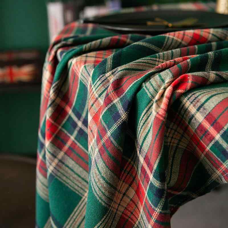 ・主な素材: フランネル・カテゴリ: テーブルクロス・形状: 長方形・カラー展開: 緑赤格子、大赤格子、暗赤格子、黄緑格子、線紋格子-赤菱形、線紋格子-緑菱形、線紋格子-黄菱形、赤緑小格子小雪花、赤緑大格子大雪花、赤黄格子雪花、赤大雪花、赤...