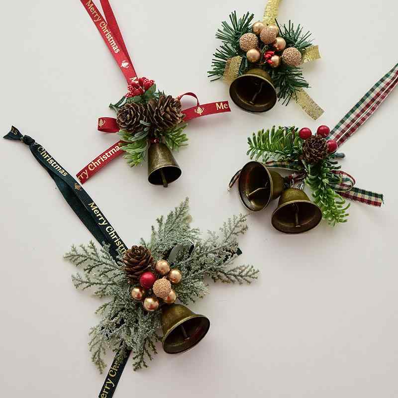 クリスマスオーナメント レトロ ベル リボン 松葉 マツボックリ 鉄製 吊り下げ ツリー飾り 車内装飾 DIY インテリア雑貨 赤系 緑系 アンティーク調