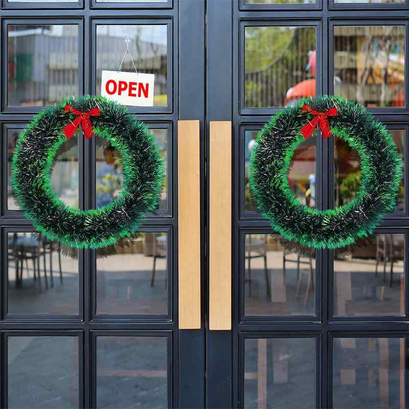 クリスマスリース リボン モール ホワイト グリーン 店舗 商業施設 ディスプレイ 窓 玄関 パーティー イベント デコレーション モダン シンプル おしゃれ インテリア