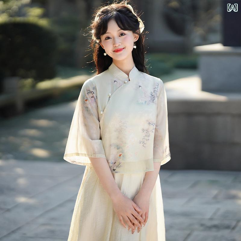 ・カテゴリ: セットアップ・主な素材: 山羊皮・カラー展開: 杏色トップス、グリーントップス、杏色セット（杏色スカート）、グリーンセット（杏色スカート）・サイズ展開: S、M、L、XL、2XL