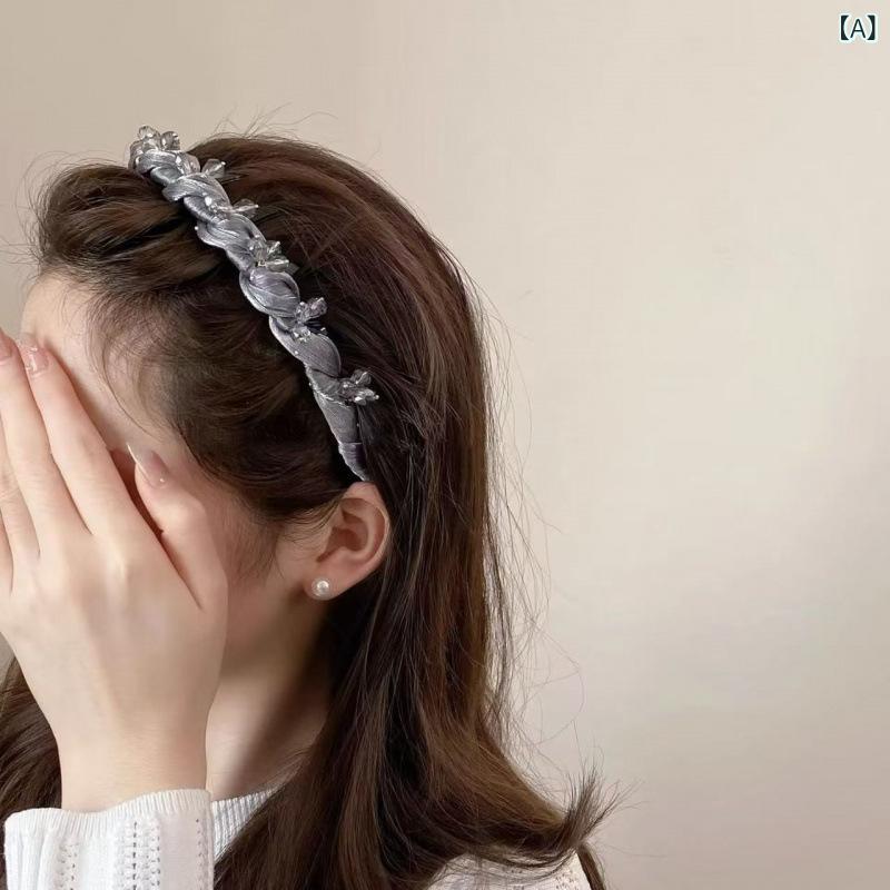 ・主な素材: 混合素材・加工方法: 手作業・カラー展開: 高見えラインストーングレー、高見えラインストーンブラック・柄: 円形、幾何学模様・スタイル: 森ガール系、清楚で可愛らしい・カテゴリ: ヘッドドレス・対象: 女性