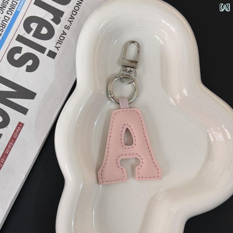 Key Holder - キーホルダー バッグチャーム 英字 アルファベット レザー 革製 ストラップ アクセサリー 小物 おしゃれ かわいい 高見え デザイン ファッション デイリーユース