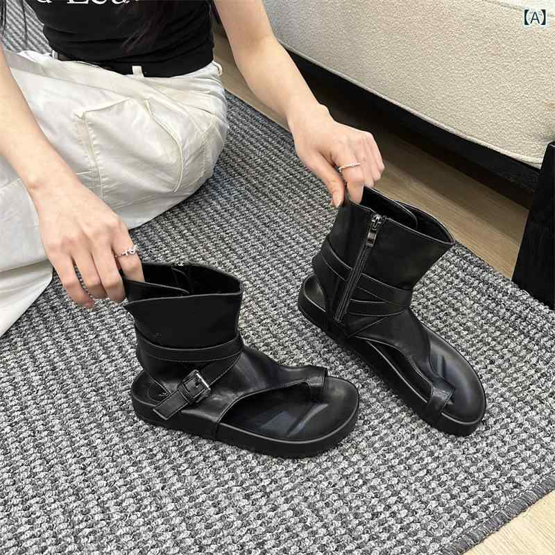 サンダル レディース 春夏 ローマサンダル サマーブーツ フラットソール ローヒール ソフトソール トゥリング オープントゥ サイドジップ ベルト装飾 PUレザー ラバーソール 通気性 欧米スタイル ブラック ホワイト 普段使い