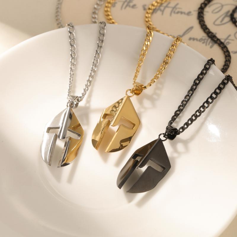ネックレス メンズ ローマ帝国 スパルタ ヘルメット マスク モチーフ ペンダント ステンレス製 レトロ アンティーク クール スタイリッシュ 幾何学デザイン Oチェーン ゴールド シルバー ブラック 普段使い アクセサリー