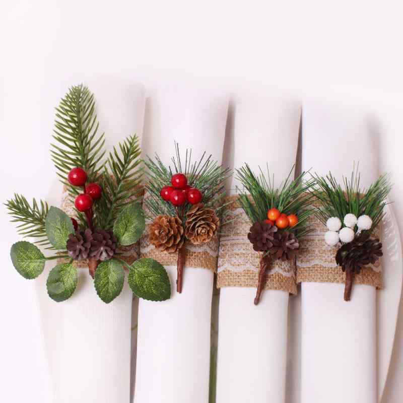 ナプキンリング クリスマス 冬 松ぼっくり 雪の結晶 赤い実 リネン 麻 イエロー テーブルコーディネート 食卓装飾 おしゃれ かわいい ハンドメイド風 ナチュラル パーティー おもてなし(x6)
