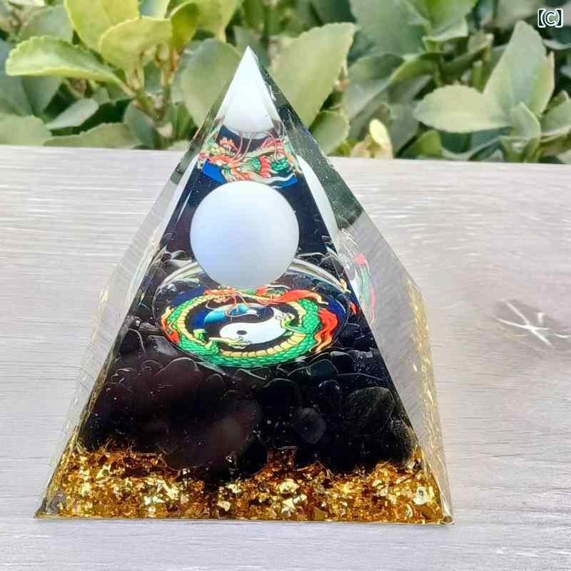 オブジェ 水晶さざれ石 ピラミッド 樹脂製 レジンクラフト インテリア ホームデコレーション オフィス パワーストーン 天然石 癒し 瞑想 開運 ギフト [3]