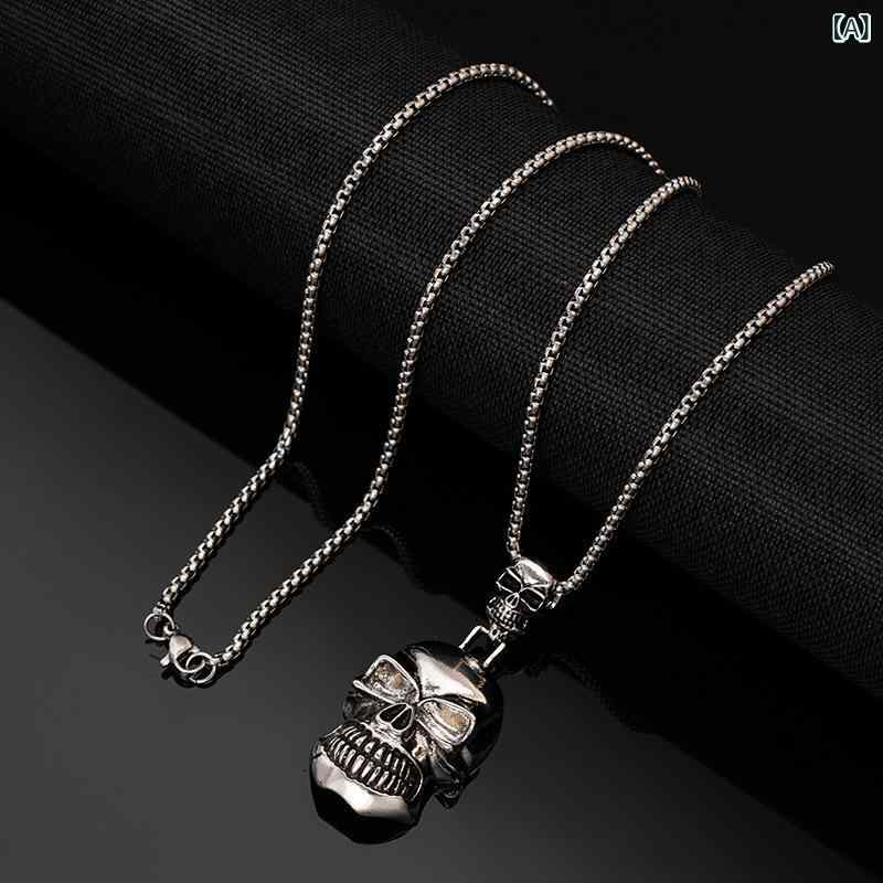 ネックレス レディース 欧米風 レトロ ゴシック パンク ロック ヒップホップ ストリート 個性的 ダーク スカル ドクロ カラス 羊ヘッド チタン鋼 合金 電気メッキ ロングペンダント クール 存在感 アンティークシルバー
