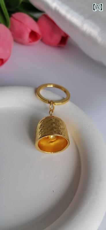 キーホルダー レディース メンズ 鈴チャーム レトロ調 ゴールドメッキ 金属製 バッ...