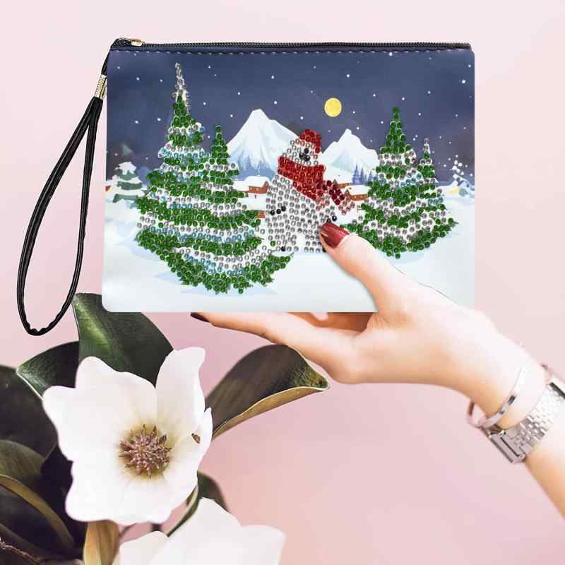 化粧ポーチ DIYキット クリスマス スノーマン ジルコニアアート 手作り 簡単 クラッチバッグ コスメポーチ レザー シンプル 普段使い 冬 プレゼント(x2)
