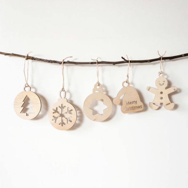 Craft - オーナメント 子供用 キッズ クリスマスツリー クリスマスパーティー クリエイティブ 透かし彫り DIY 手作り 木製 工芸品 壁掛け インテリア ウッドカラー ナチュラルカラー