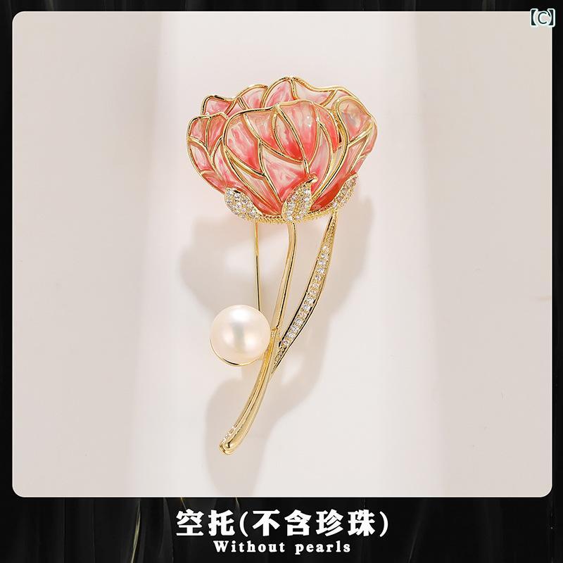 narukiのブローチ レディース 女性用 高級感 エナメル フヨウ 蓮の花 淡水パール パール モチーフ 14K金メッキ加工 スーツ用 アクセサリー おしゃれ｜アングル3